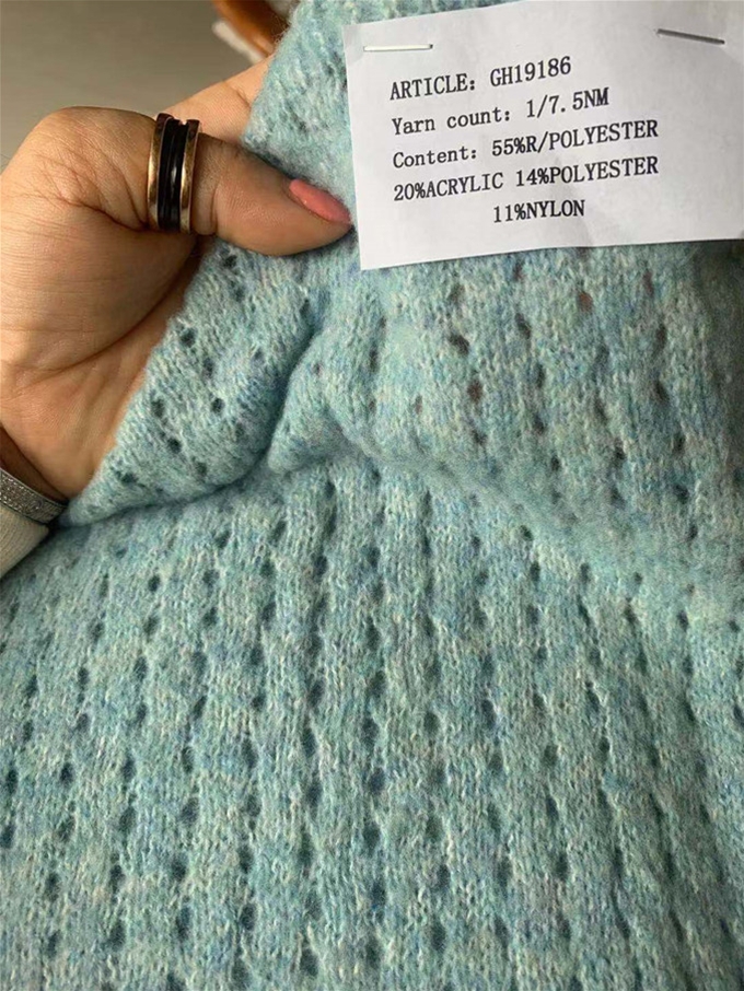 1/7.5NM 55%R/Polyester 20%Acrylic 14%Polyester 11%Nylon